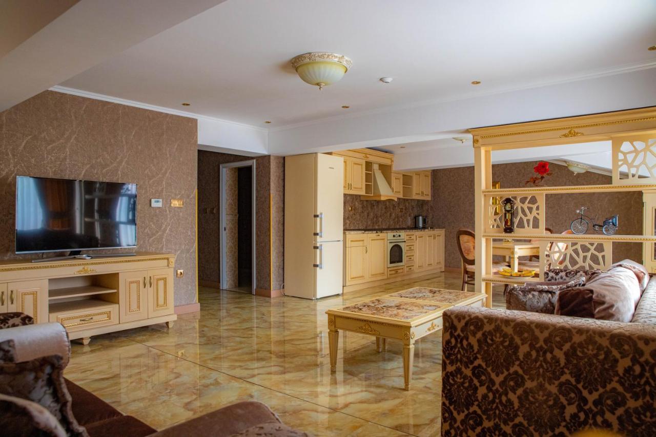 Luxury Apartment Rich 2 벨린그래드 외부 사진
