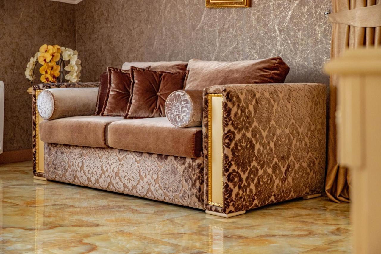 Luxury Apartment Rich 2 벨린그래드 외부 사진