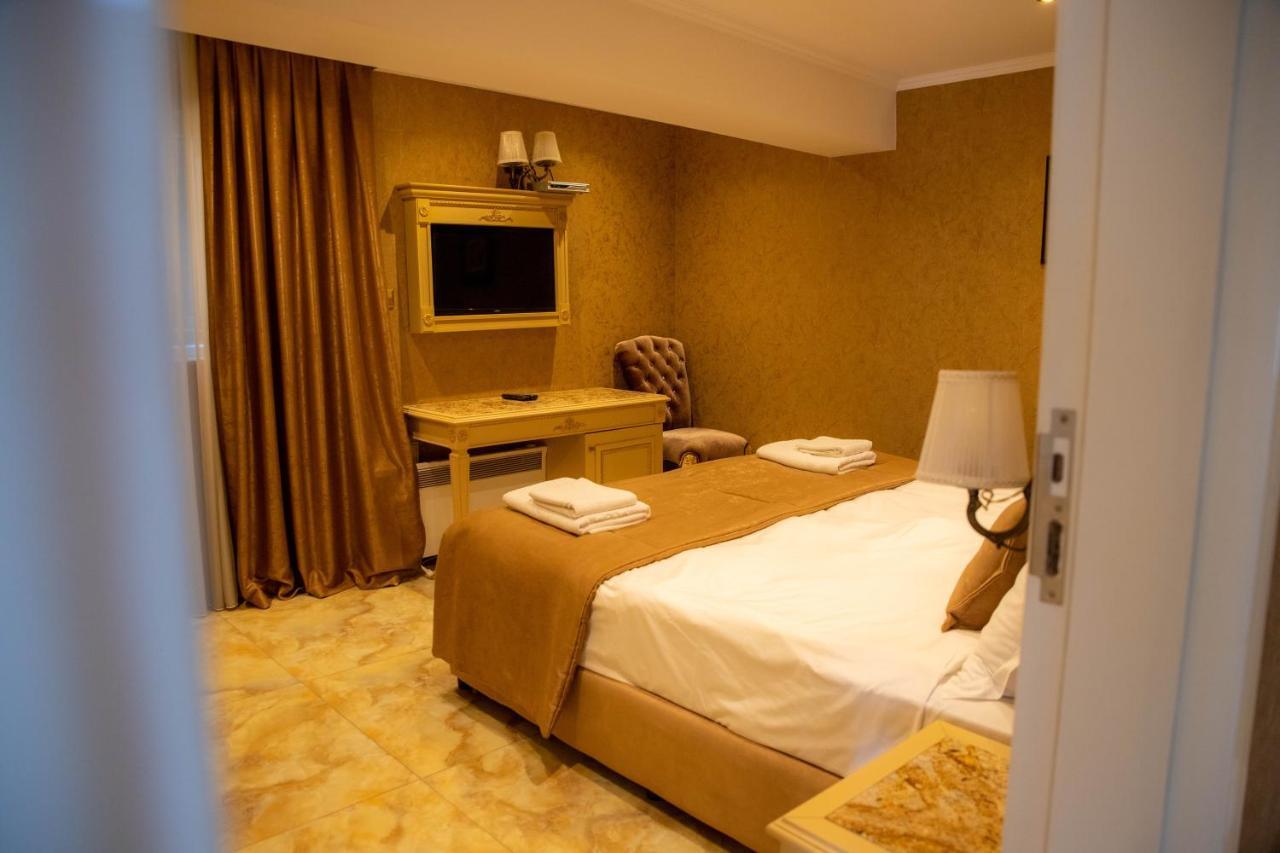 Luxury Apartment Rich 2 벨린그래드 외부 사진