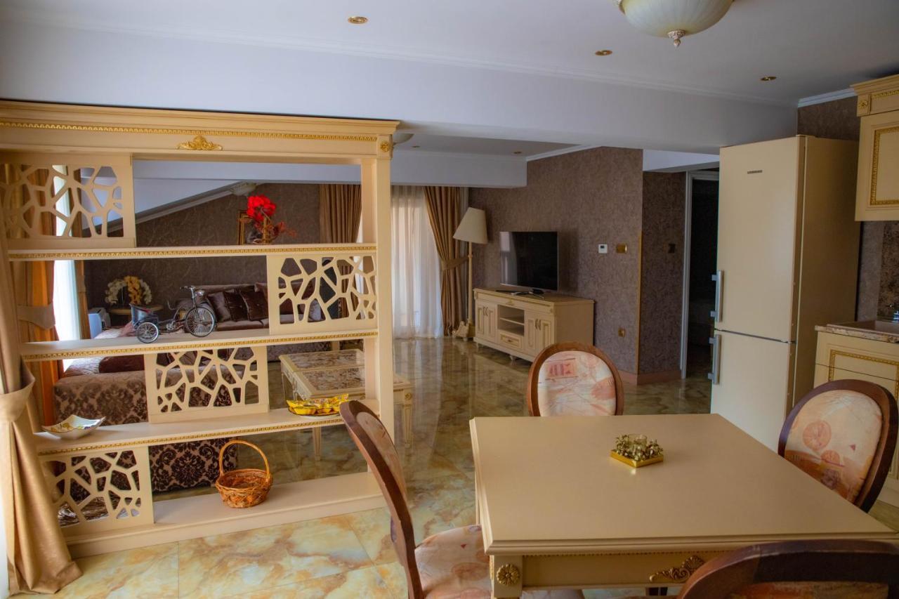 Luxury Apartment Rich 2 벨린그래드 외부 사진