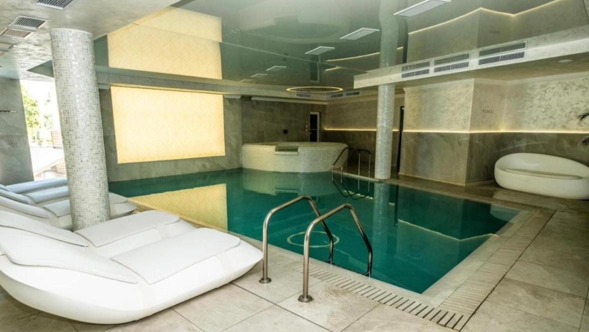 Luxury Apartment Rich 2 벨린그래드 외부 사진